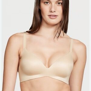 Victorias Secret💗Demi-Semi T-shirt bra